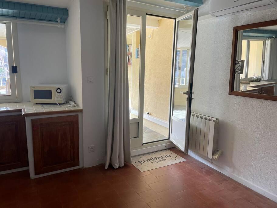 Appartement Sur Le Port Face A La Citadelle à Bonifacio  Extérieur photo